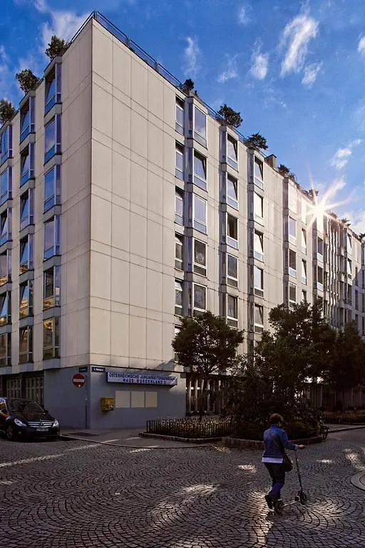 Strawberry Hostel Viyana Avusturya