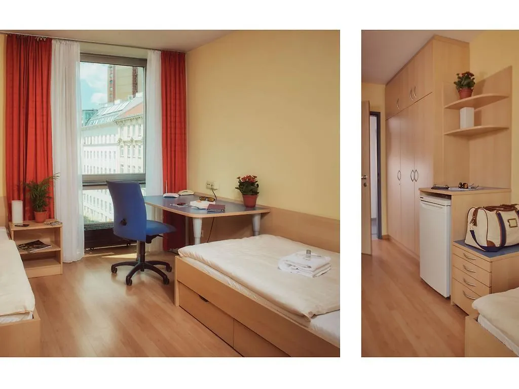 Strawberry Hostel Wiedeń