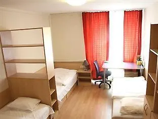 Strawberry Hostel Wiedeń 0*,